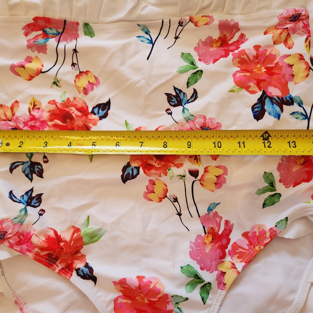 Floral Ruffle Swimsuit - Picture 4 of 8